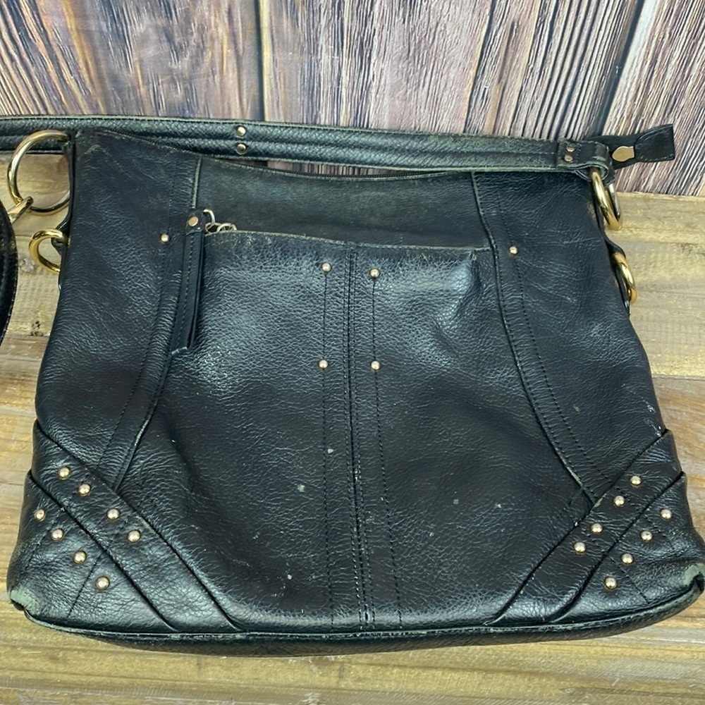 Woman’s Stone Mountain Black Leather Purse W/ Gold Colored Accents